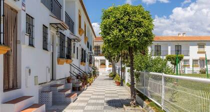 Townhouse with pool next to the beach