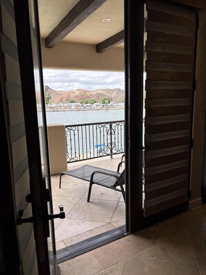 Interior - Splash Landing! Dock, Pool & Hot Tub | Riverfront House & Guest (Parker)