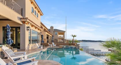 Splash Landing! Dock, Pool & Hot Tub | Riverfront House & Guest