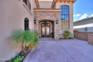 Exterior detail - Splash Landing! Dock, Pool & Hot Tub | Riverfront House & Guest (Parker)