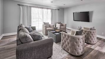 House, Multiple Beds, Patio, Garden View (Funtana) | Living area