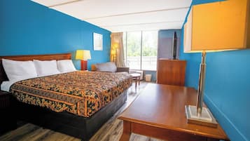 Fer et planche à repasser, Wi-Fi gratuit, draps fournis