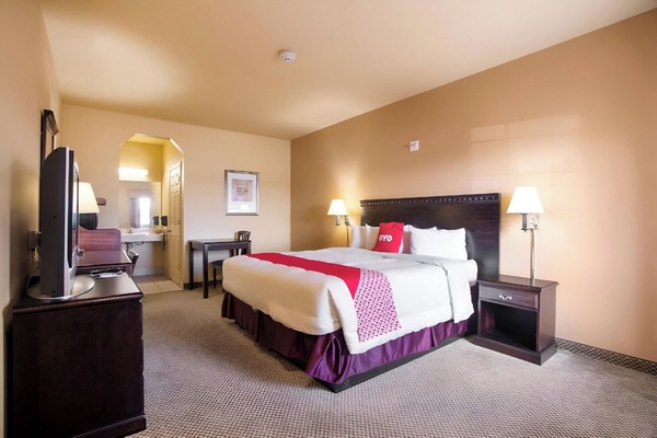 Bedroom. Interior and views may vary based on location and availability