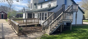 Affordable Stay w/ Parking Near Attractions & Dog Friendly