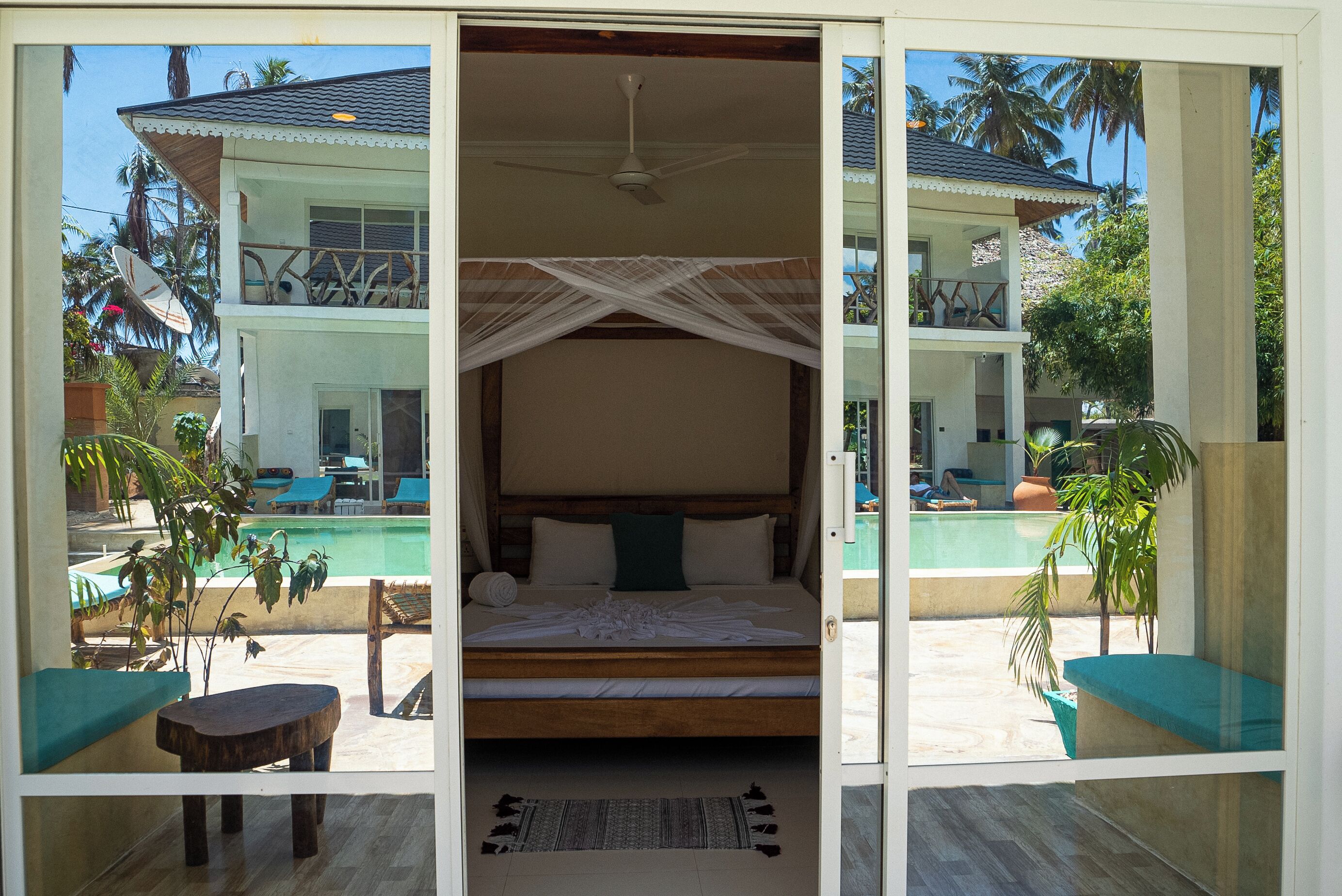 이코노미 더블룸, 파티오, 수영장 전망 | 테라스/파티오