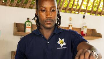 Bar (en la propiedad)