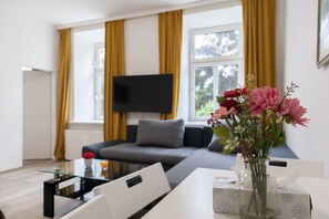 Basic Apartment | Iron/ironing board, free WiFi