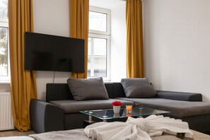 Basic Apartment | Iron/ironing board, free WiFi