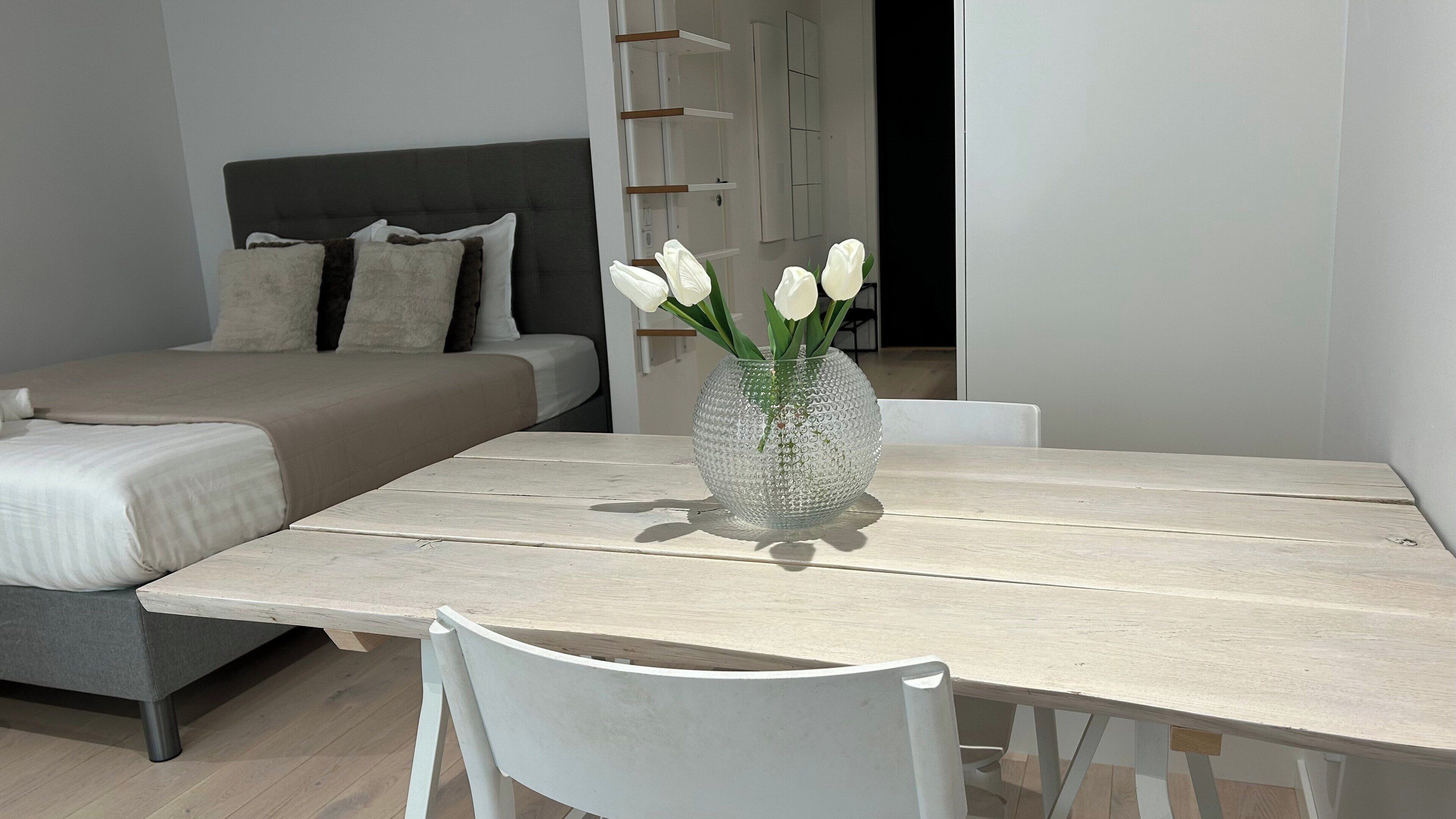 1 غرفة نوم ومكواة/لوح كي وواي فاي مجانًا وملاءات أسرّة