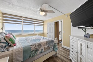 2 bedrooms, iron/ironing board, internet, bed sheets