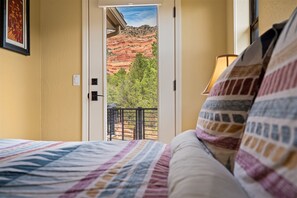 2 bedrooms, iron/ironing board, free WiFi, bed sheets - Lovely Private Home w/ Exceptional Red Rock Views! Pebble Dr - S072 (Sedona)