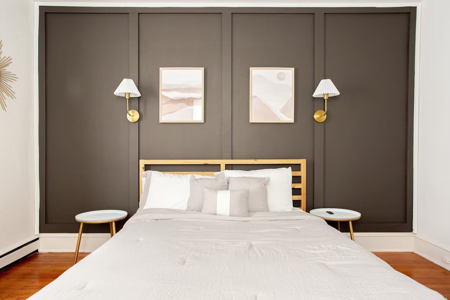 4 habitaciones, escritorio, tabla de planchar con plancha y wifi gratis 