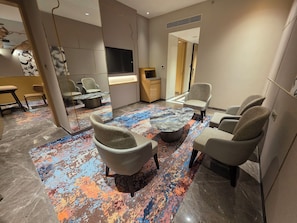 Executive Double Room, City View | In-room safe, desk, blackout drapes, iron/ironing board