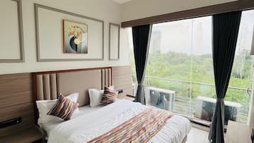 Deluxe Room, City View