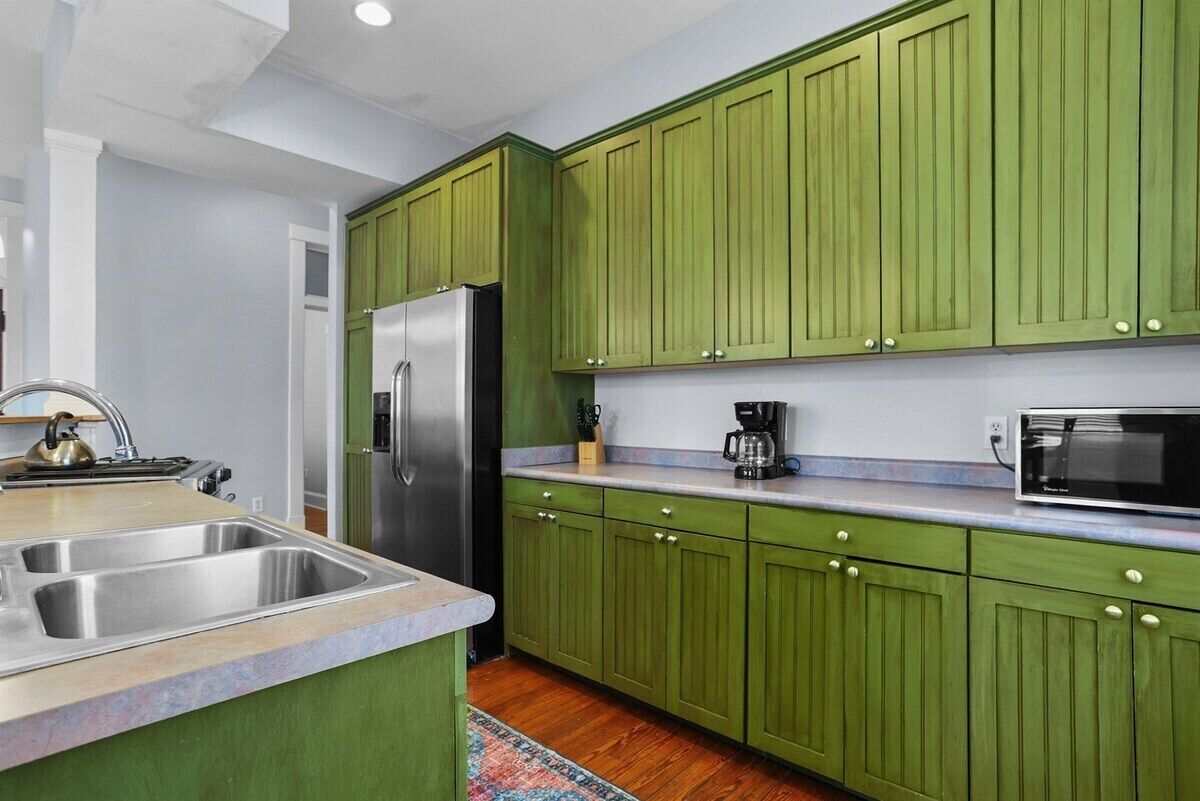 Bright, stylish, and fully equipped for your stay.