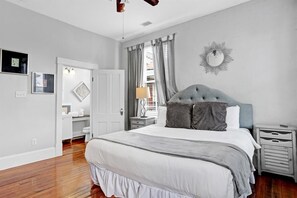 9 bedrooms, free WiFi, bed sheets