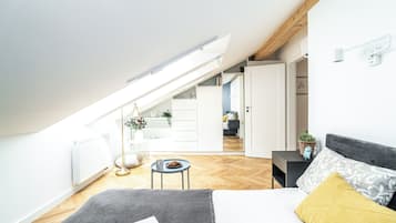 Iron/ironing board, free WiFi