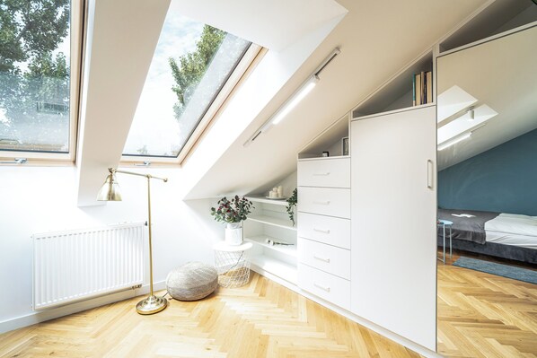 مكواة/لوح كي وواي فاي مجانًا