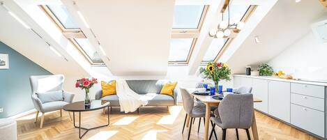 Iron/ironing board, free WiFi