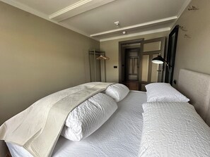 1 Schlafzimmer, Reisekinderbett, WLAN, Bettwäsche