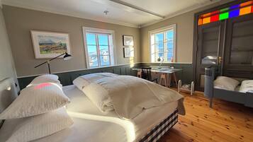 4 bedrooms, iron/ironing board, travel crib, WiFi