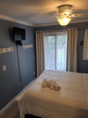 1 bedroom, iron/ironing board, WiFi, bed sheets