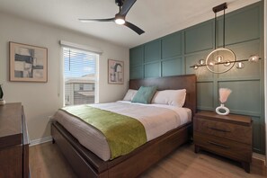 5 bedrooms, desk, iron/ironing board, travel cot