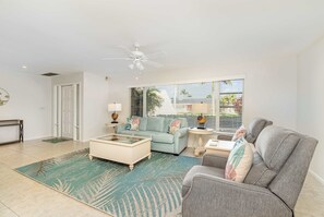 Téléviseur connecté, bureau