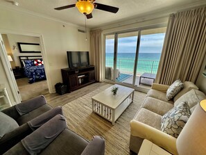 Smart TV, DVD player