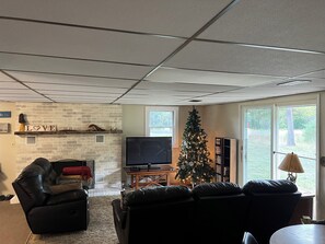 Fernseher, DVD-Player