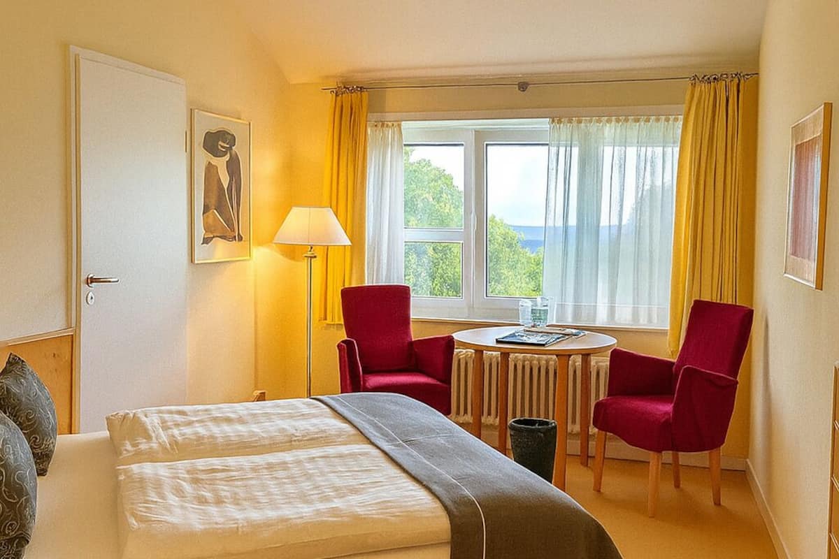 In-room safe, desk, laptop workspace, soundproofing