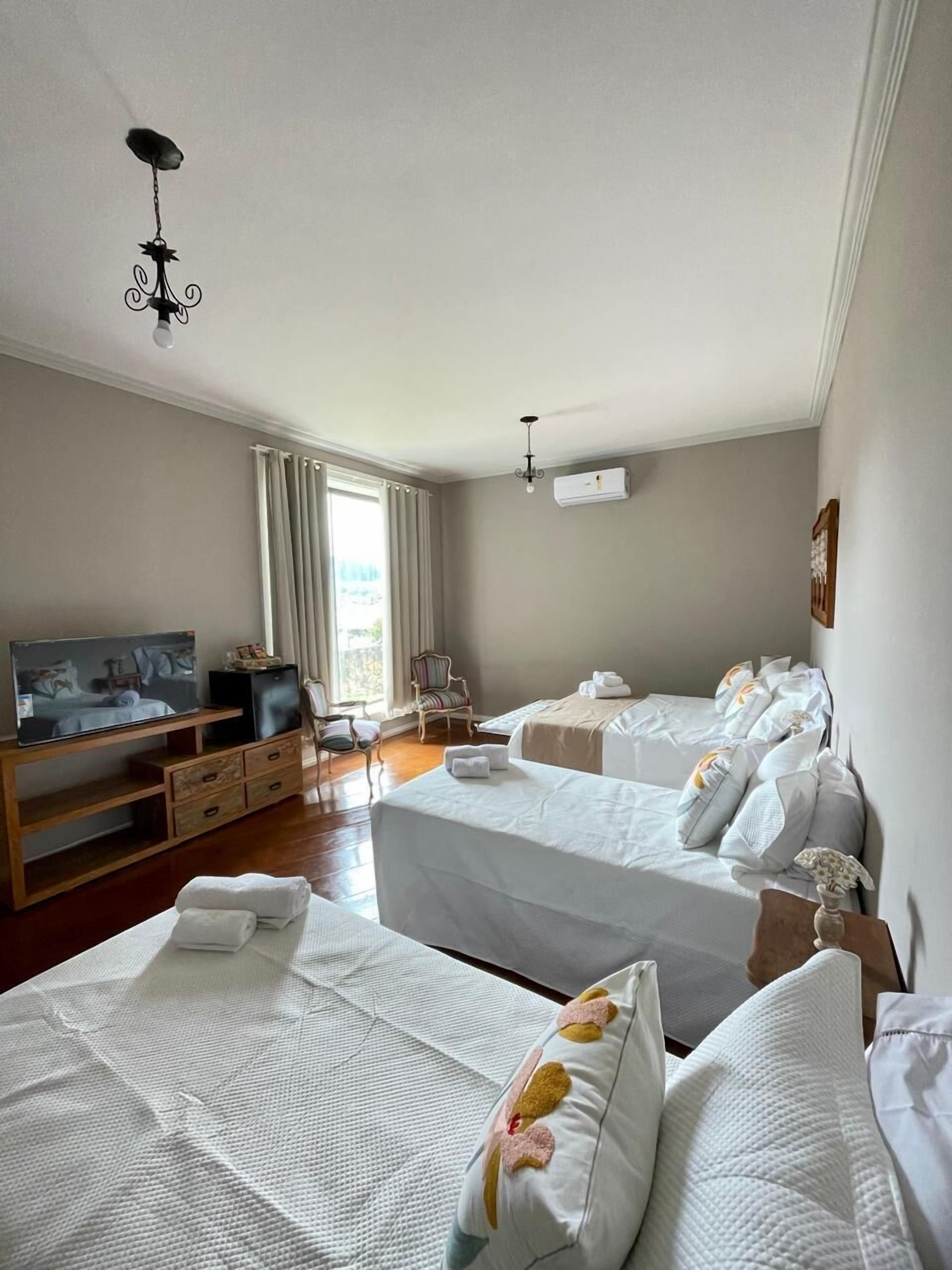 Family Room | Free WiFi