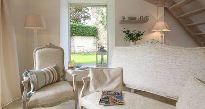 Charming Norman house with heated pool