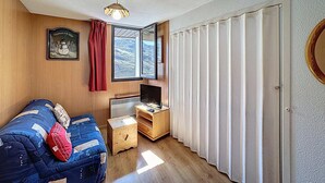 Uklassifisert bilde, 5 av 16, knapp