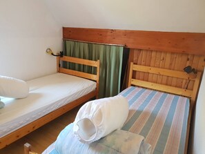 2 bedrooms