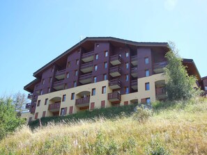 Esterni