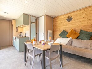 Dining - Bright Chalet 4 pers in Aussois with sun loungers (Aussois)
