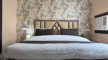 Phòng Deluxe | Bộ trải giường bằng vải cotton Ai Cập, bộ đồ giường cao cấp
