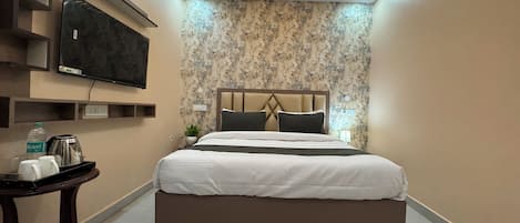 Deluxe Room | Free WiFi