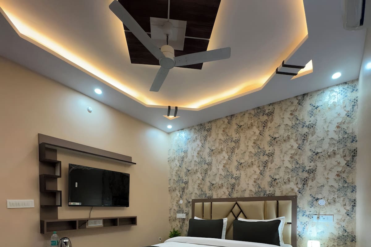 Deluxe Room | Free WiFi