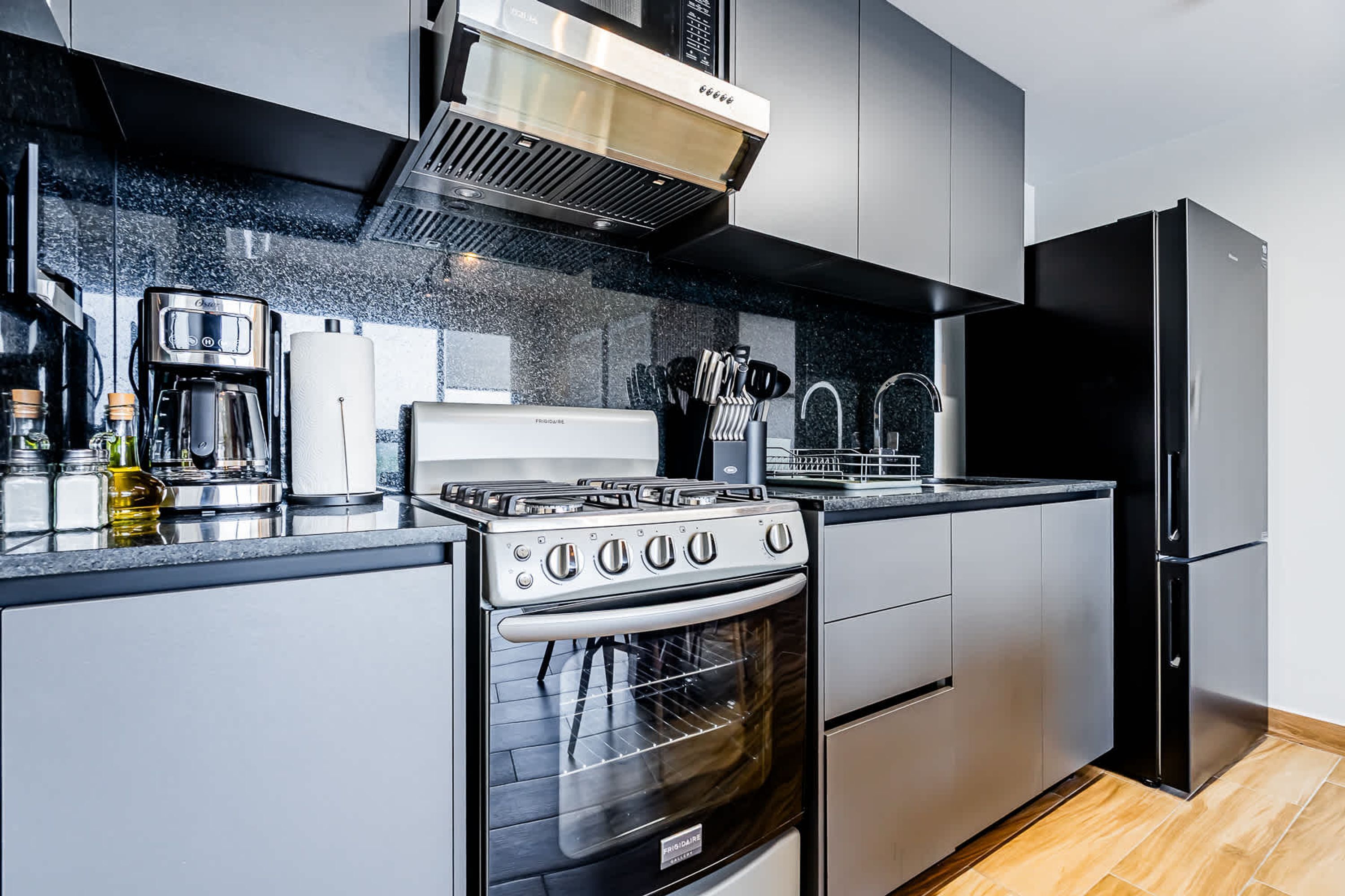 公寓 | 2 間臥室、網路服務