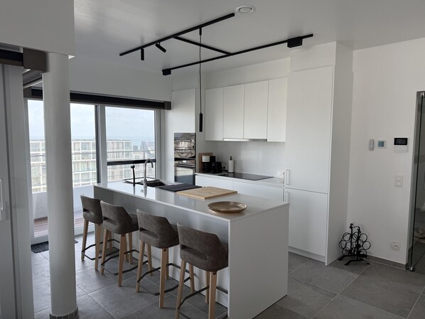 2 bedrooms - Oostende Bliss Panoramic Views City Access (Ostend)