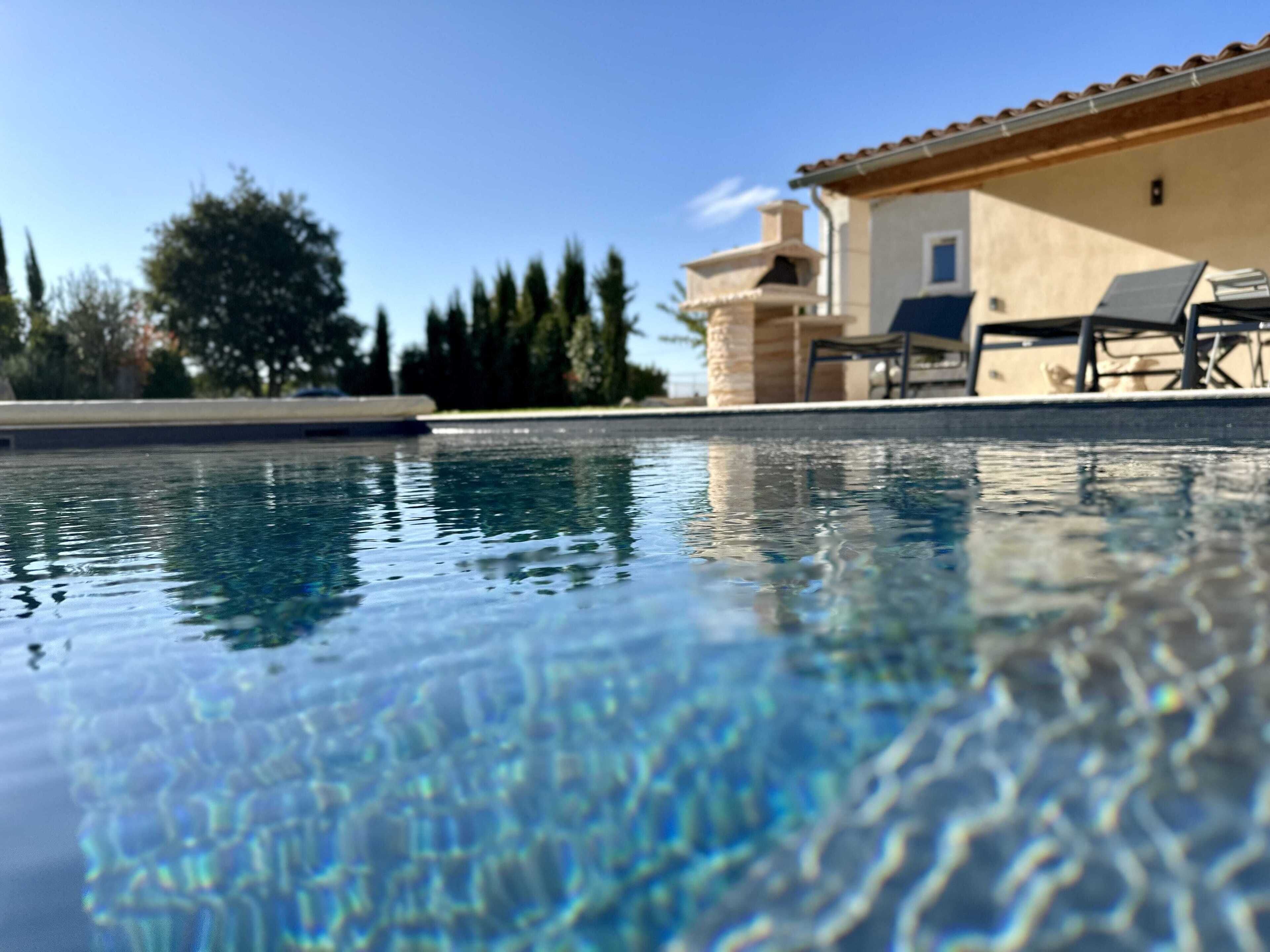 Piscine extérieure, piscine chauffée