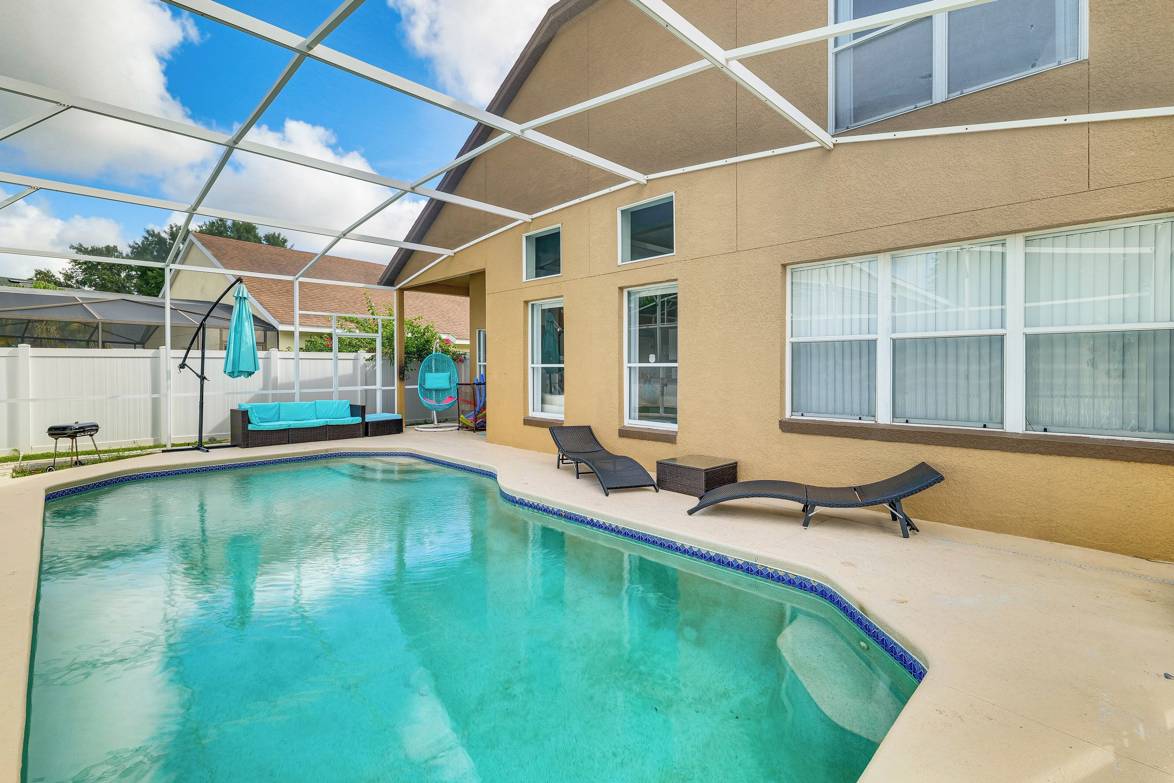 House (5 Bedrooms) | Front of property