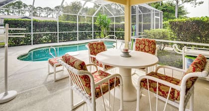 5 Mi to Beaches: Family Getaway in Palm Coast!