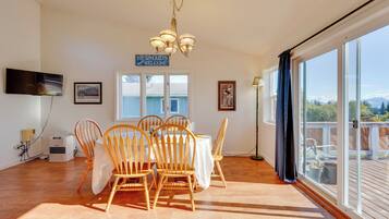 Apartment (1 Bedroom) | Bahagian dalam