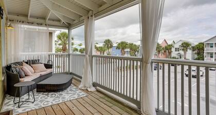 Steps to Sea! Cottage w/ Pools in Port St Joe