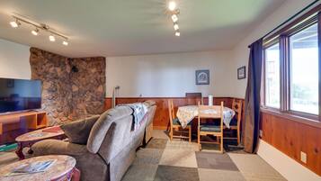 Apartment (2 Bedrooms) | Bahagian dalam