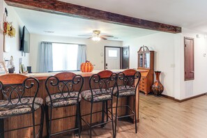 House (3 Bedrooms) | Interior - Game Day Getaway! Home w/ Yard, 4 Mi to Ole Miss (Oxford)