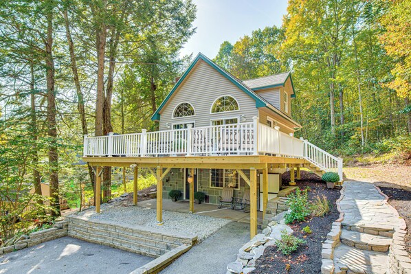 House (2 Bedrooms) | Interior - On Baxter Lake: Wooded Retreat Near Trails (Farmington)